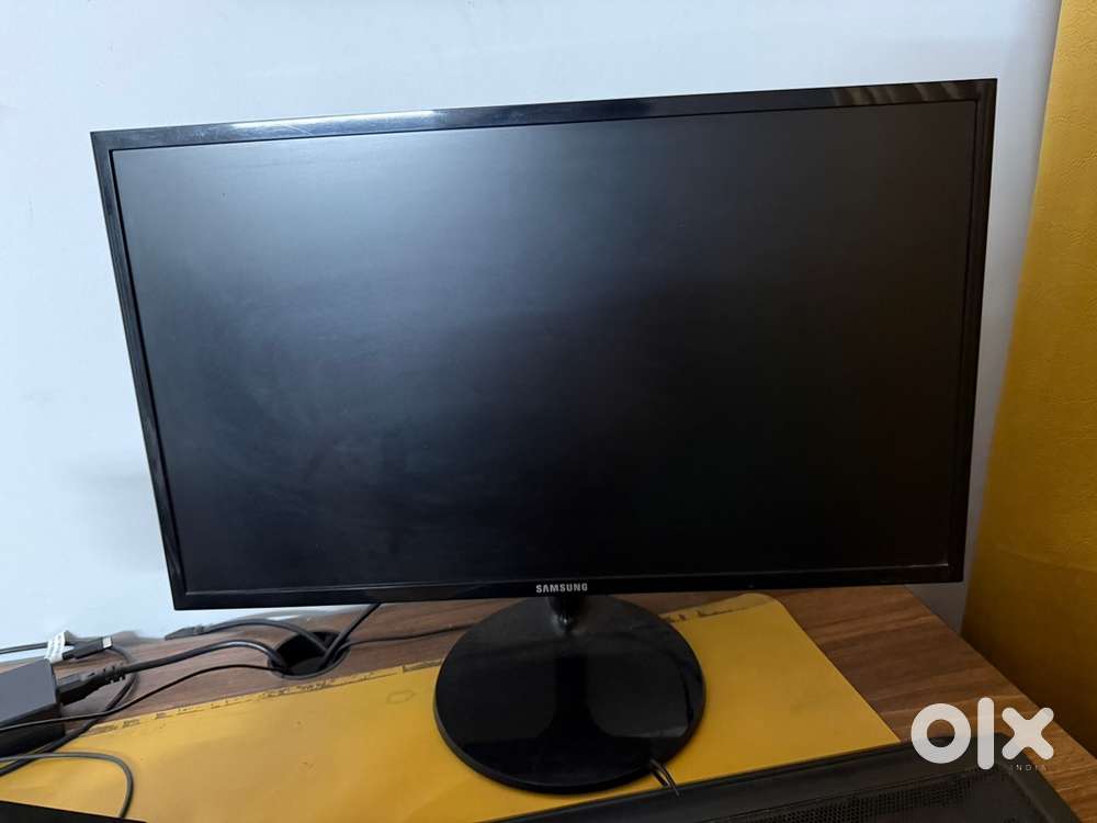 24inch Samsung Monitor