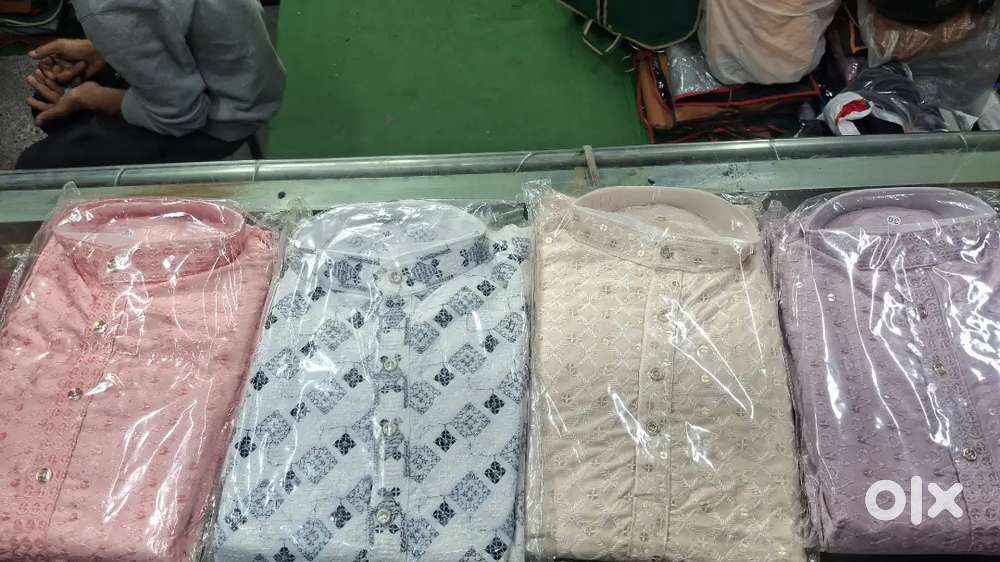 Salesman chahie garments shop ke liye