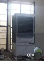 Plastic cooler