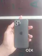 iPhone 11por battery health 70