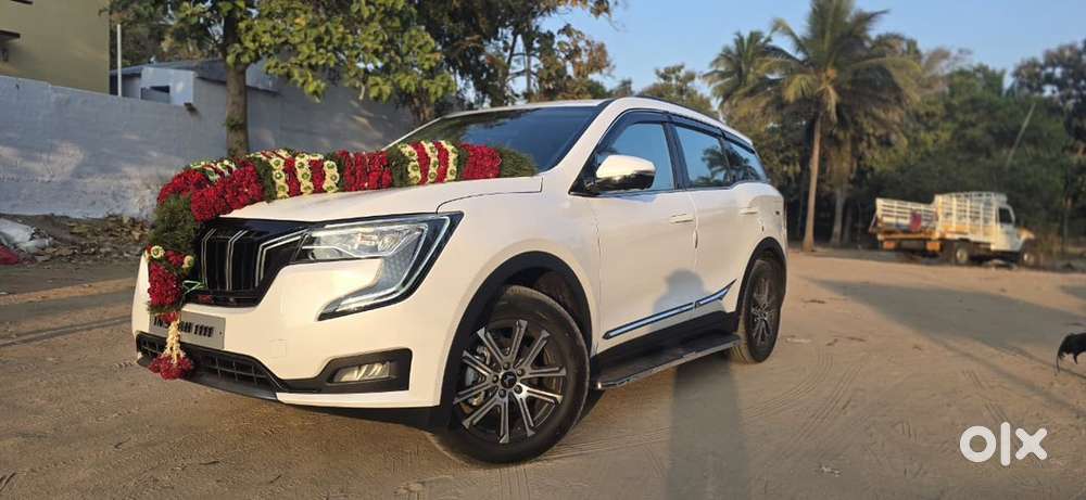 Mahindra XUV700 2025 Diesel Well Maintained