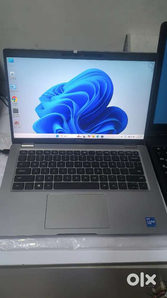 Dell i7 11th Touchscreen Laptop Available