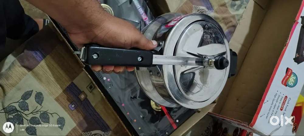 Gas chullah, fan, cooker,press