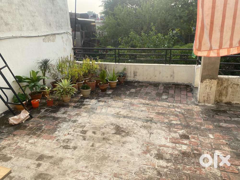 1 bhk fulky furnushed for working male or student.