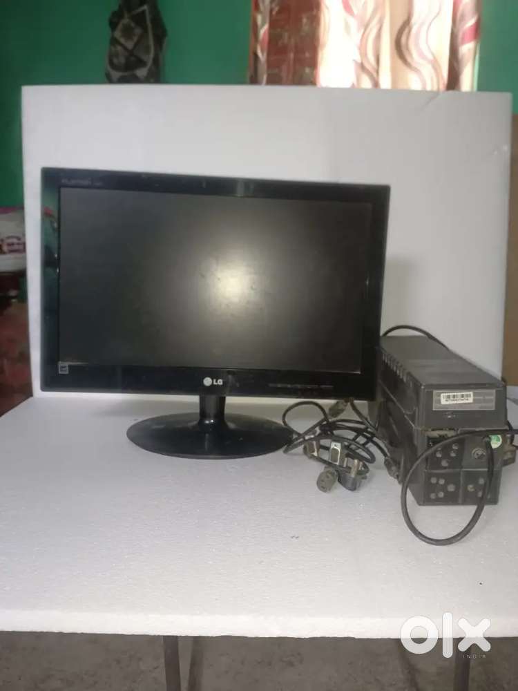 Computer monitor battery and cable