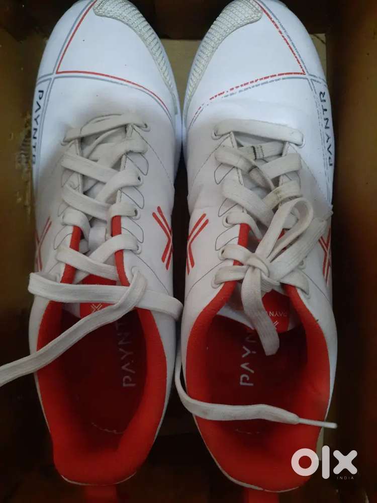 SPIKES SHOES