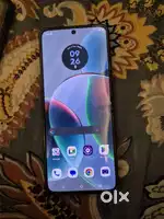 Moto Razr Flip 40 Only 9 month Old