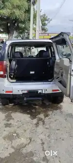 Mahindra TUV 300 2018 Diesel Well Maintained