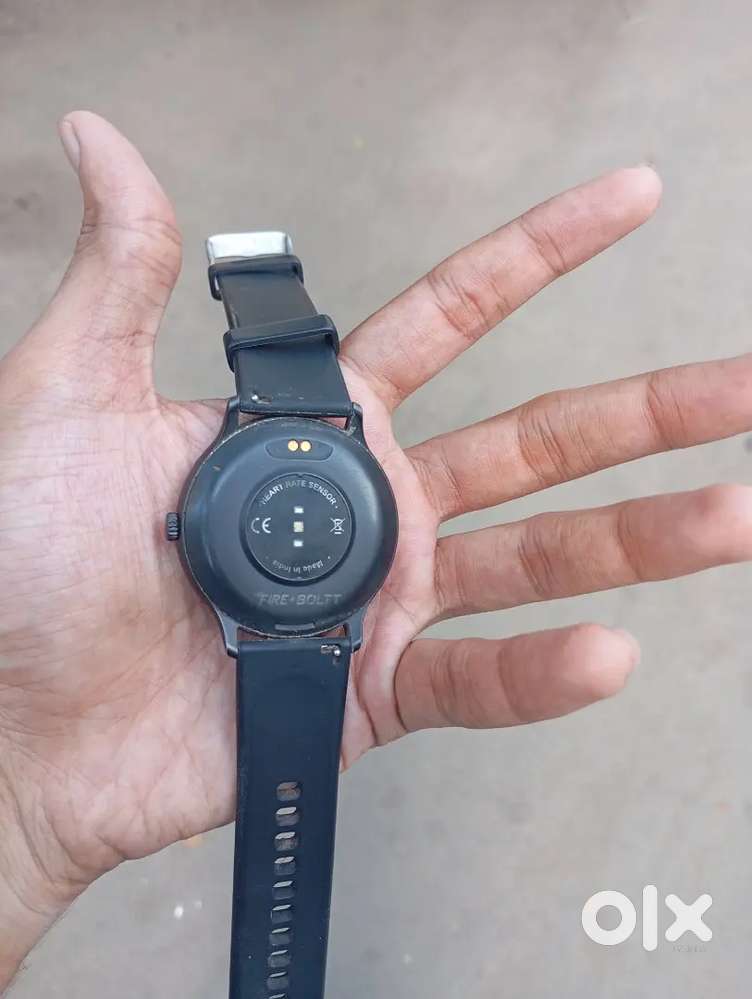 Firebolt 100 smartwatch