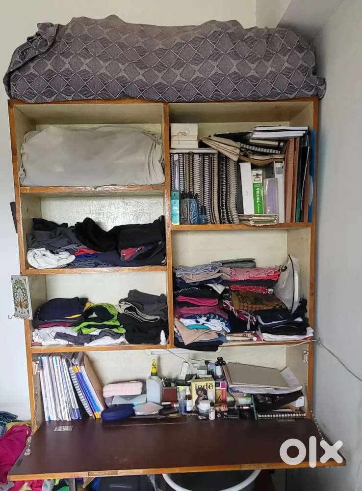 Bookshelf with foldable study table