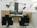 Beauty parlour staff female