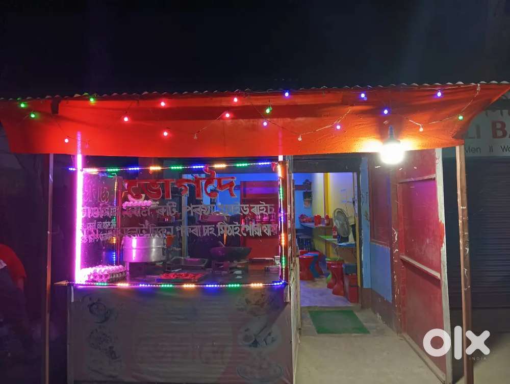 Resturant all equipment with stall (all items 6 month old)