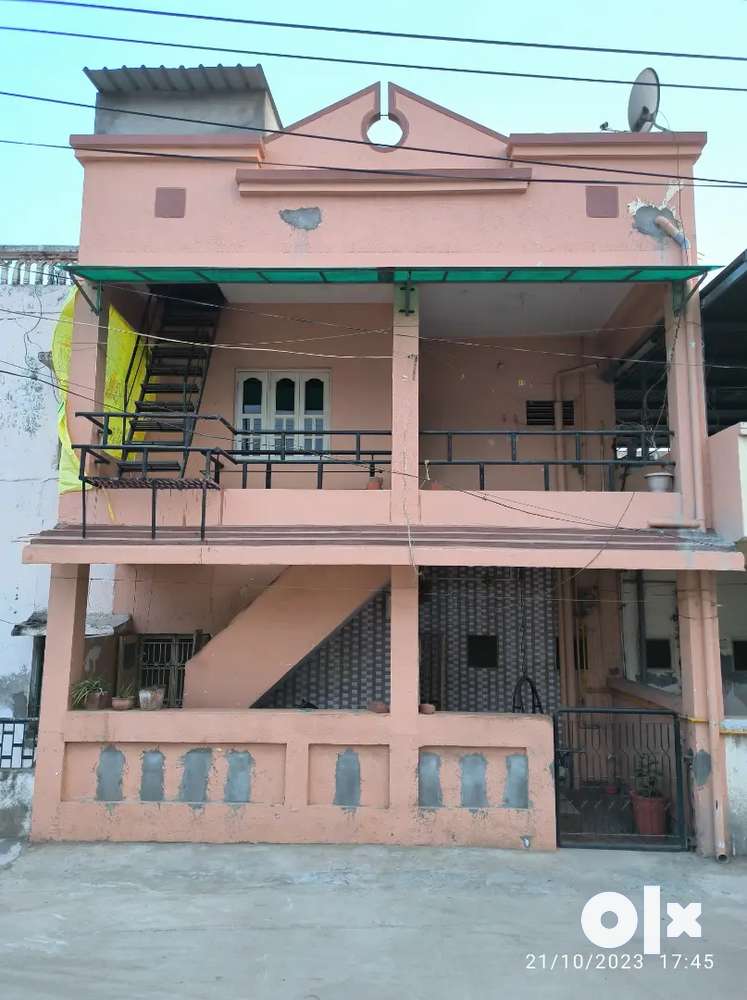 Bharuch , Gujrat ,Owner house 2 floor house for sale 55 lakhs