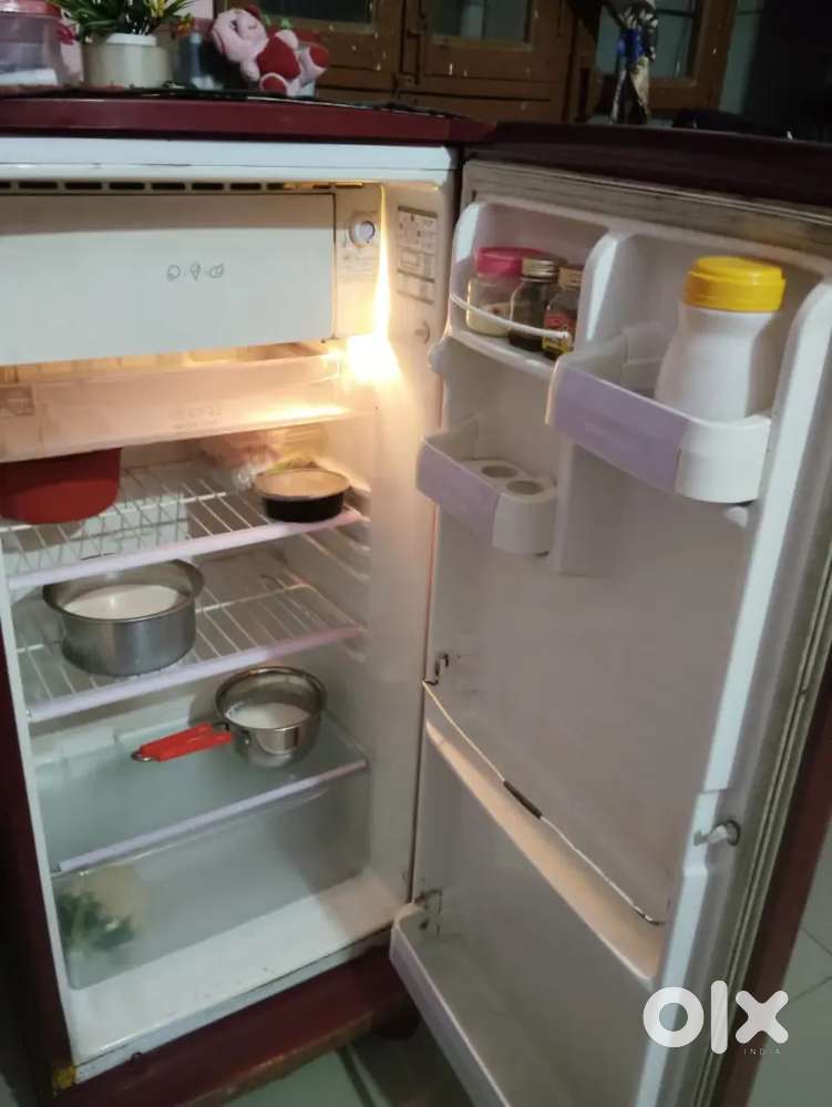 6 year old working condition fridge good cooling