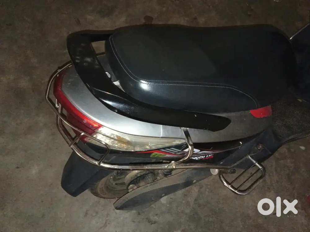 Show room condition non rto ev reo