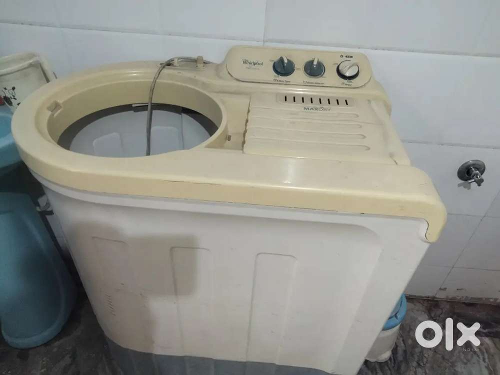 Semi washing machine