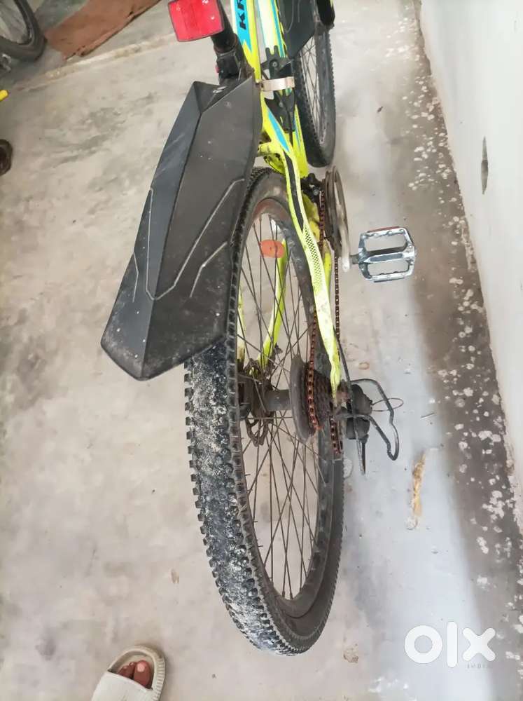 1 year old. Good condition.