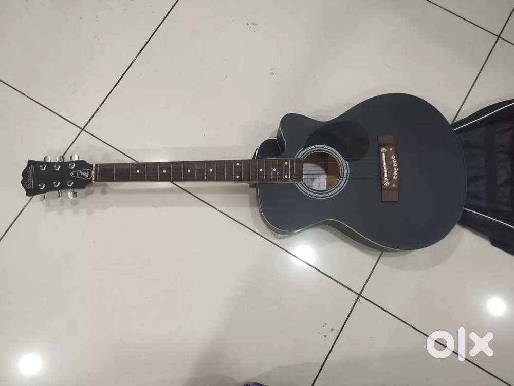 Guitar for sale
