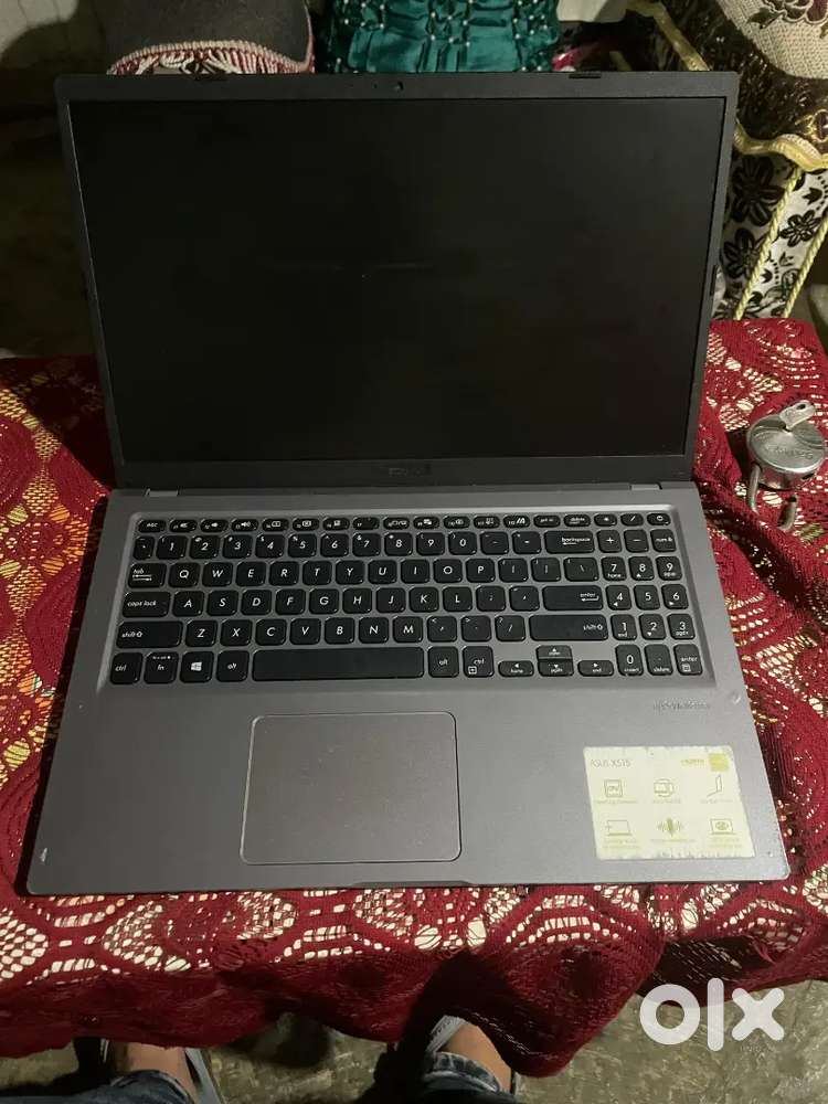 Asus vivobook 15