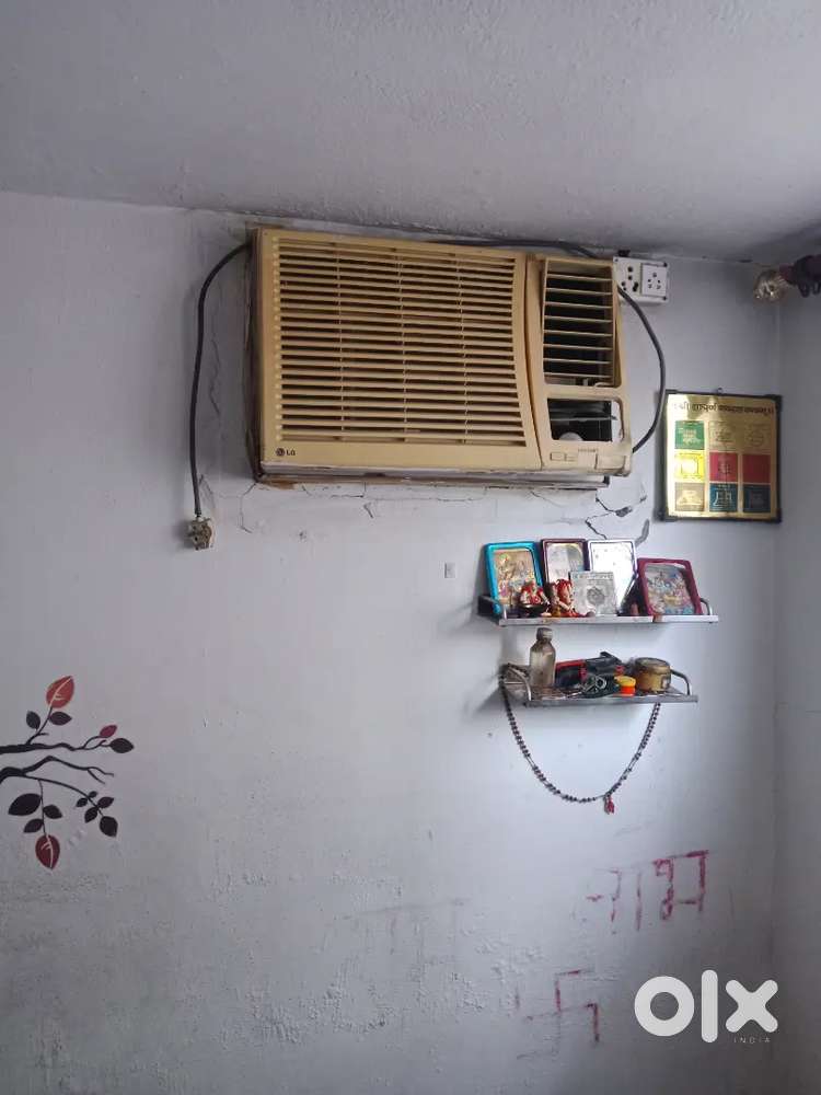 1 ton window and 1 ton split 2 Ac 1500