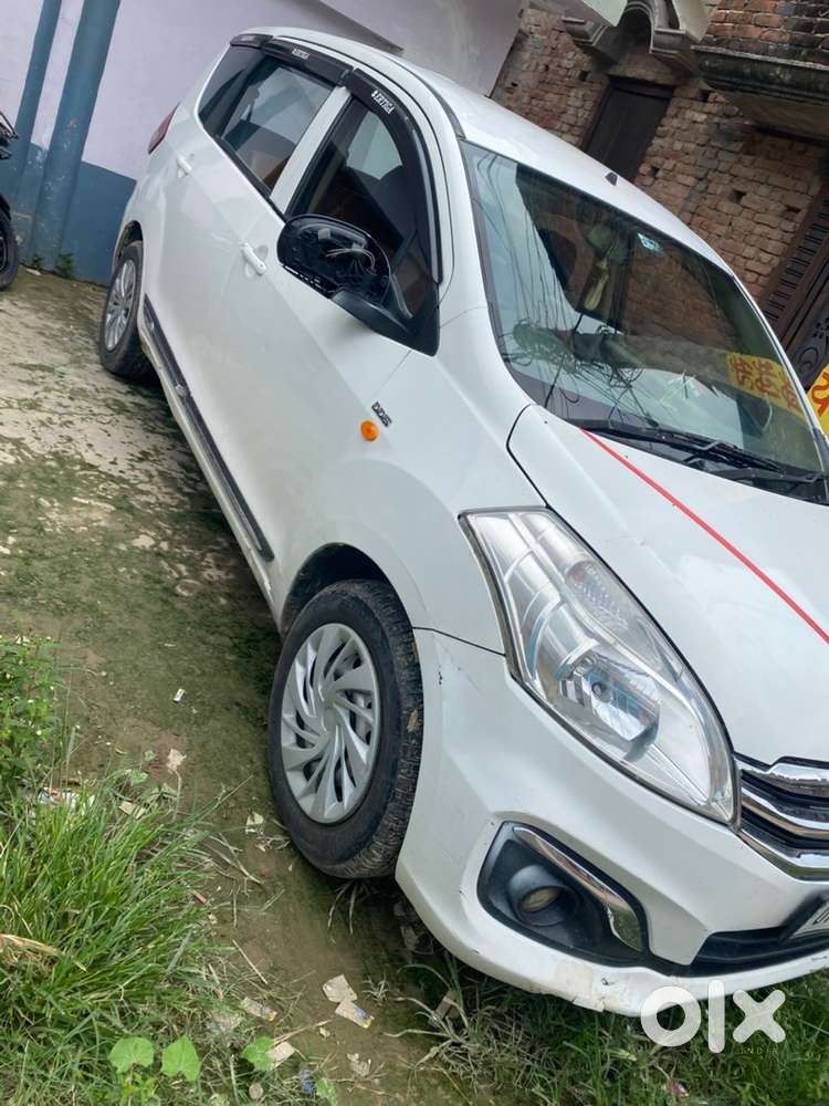 Maruti Suzuki Ertiga 2012 Diesel Well Maintained  lene wale