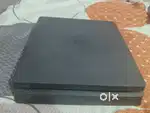 PlayStation 4 slim 1TB