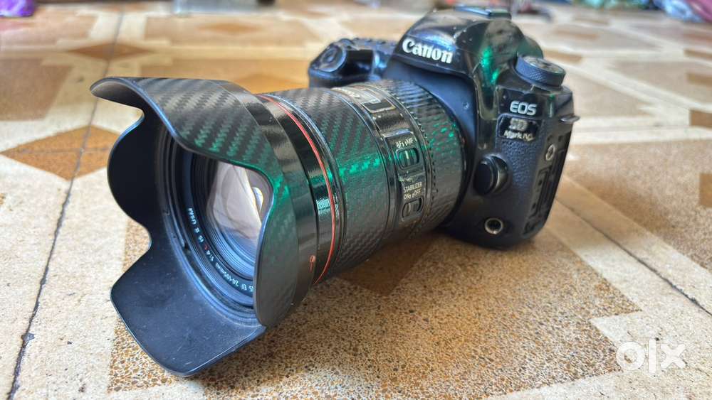 Canon 5D mark 2 with 24-105 Lens