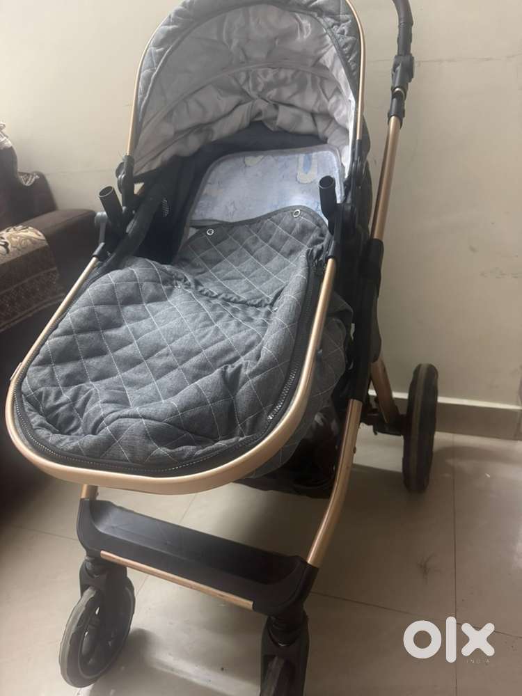 Star & daisy EasyGo stroller, Graco car seat, philips bottle sterlizer