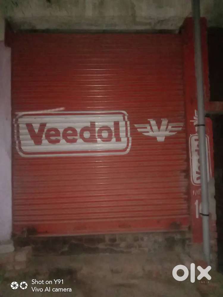 Dukan rent pe de rha ho kisko chahiye to bataiyega