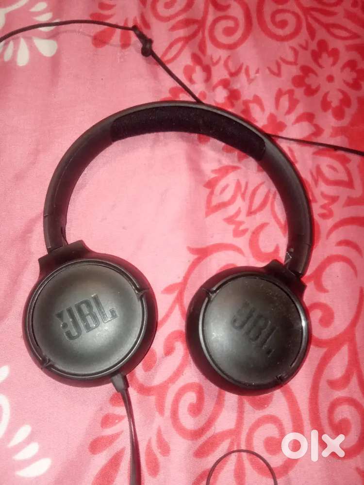 I want sell my original JBL headphones