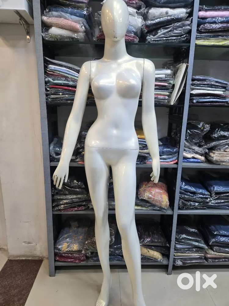 Ladies mannequin