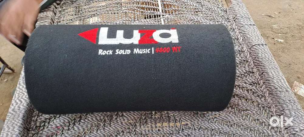 Bass tube car 8 inch