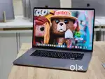 Apple Macbook Pro i9 16GB Ram 1TB Apple SSD Touchbar 5.5gbGraphics