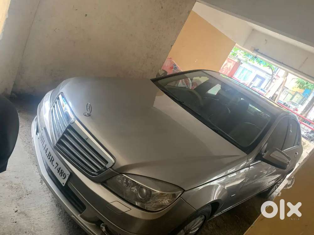 Mercedes-Benz C Class 2009 Petrol 57889 Km Driven well maintained