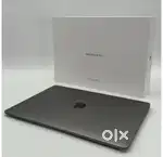 Apple MacBook Air 13.6 inch