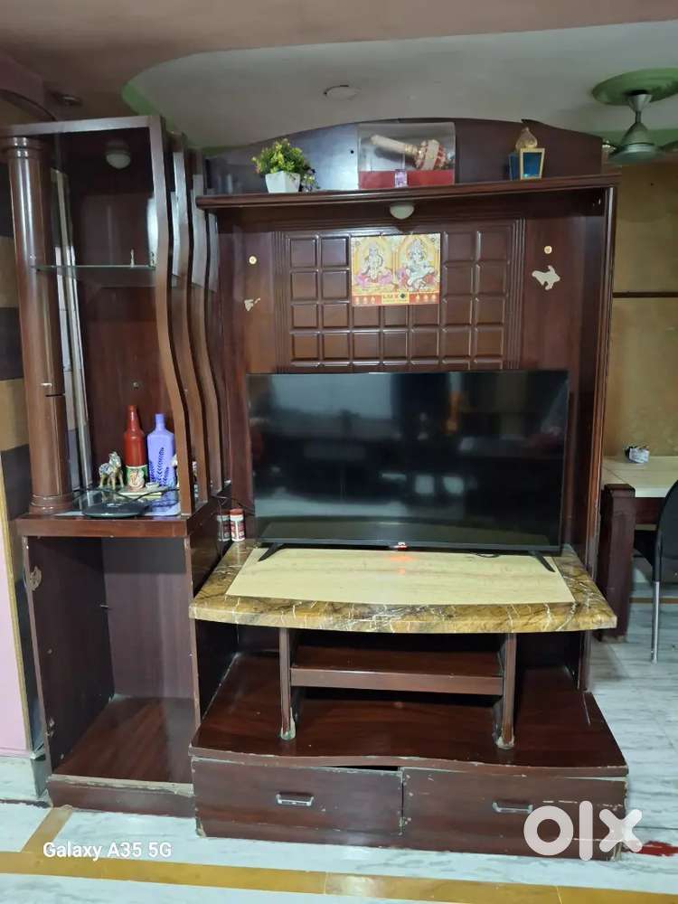 HALL TV SPACE