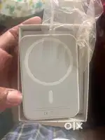 I phone power bank magnatic fresh condition