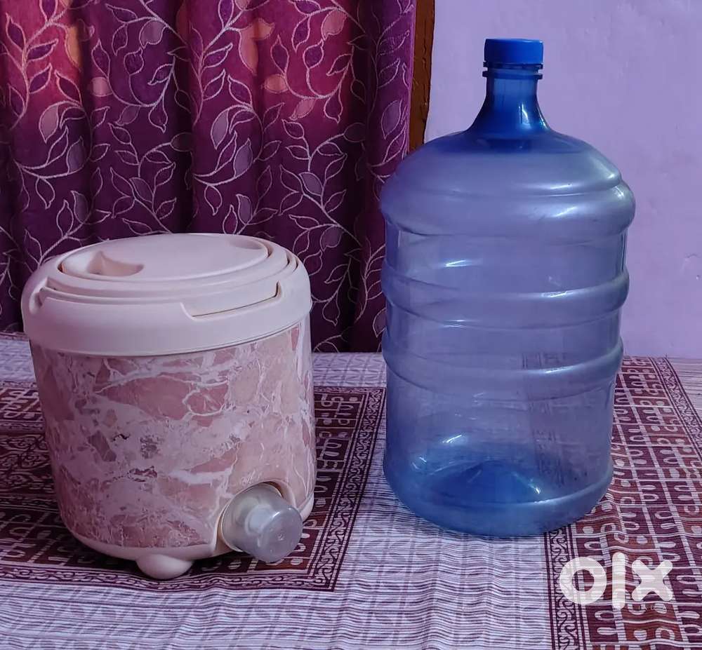 20 litre bottle and a 10ltr Camper