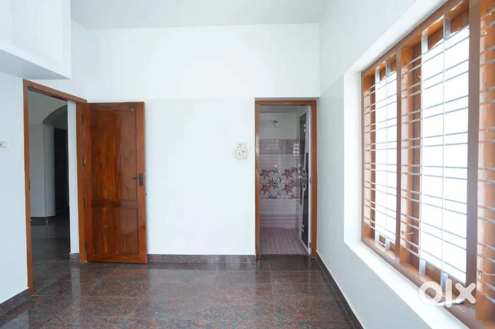 400 Sqft 1st Floor Office Space for Rent at General Hospital Jn