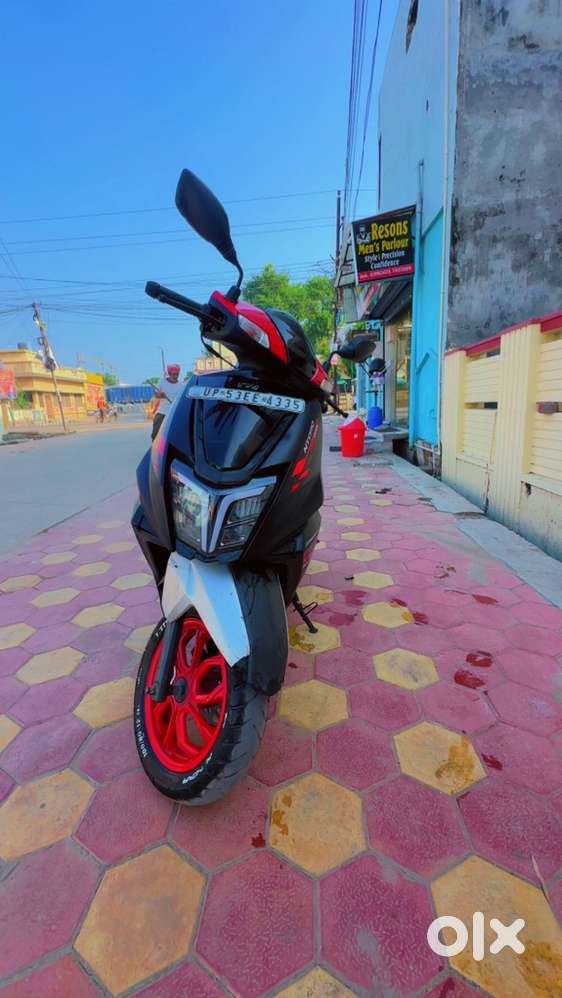 Tvs Ntroq Race XP Edition Bluetooth & Gps Conective