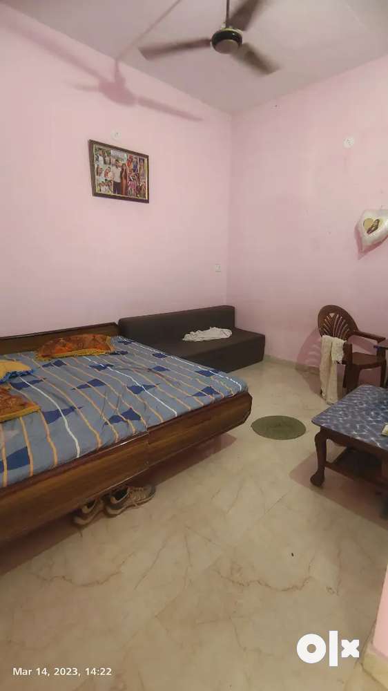 2 badroom set available in Anandpur Sahib