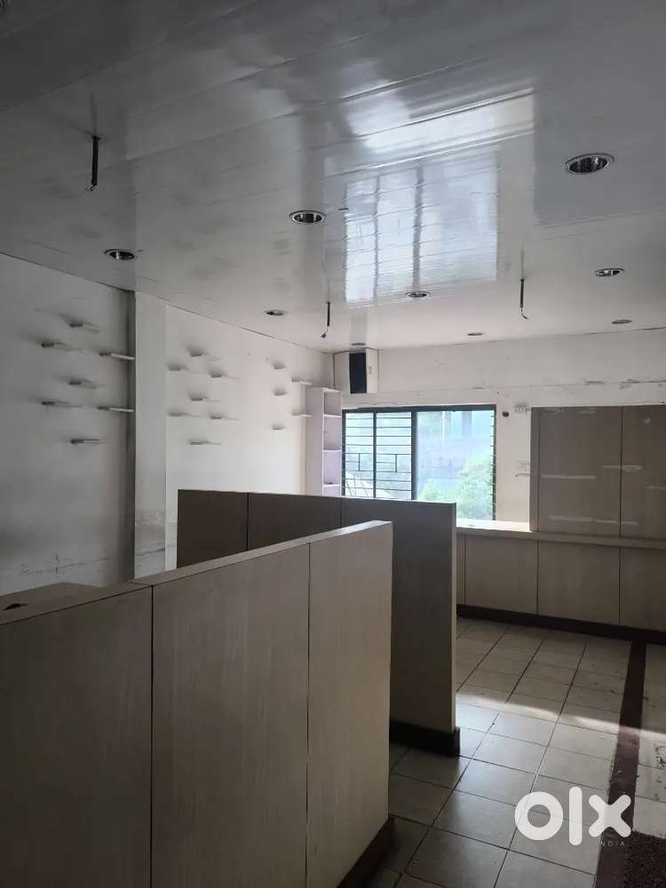 260sqf semi furnished office with lift kanjikuzhy kottayam