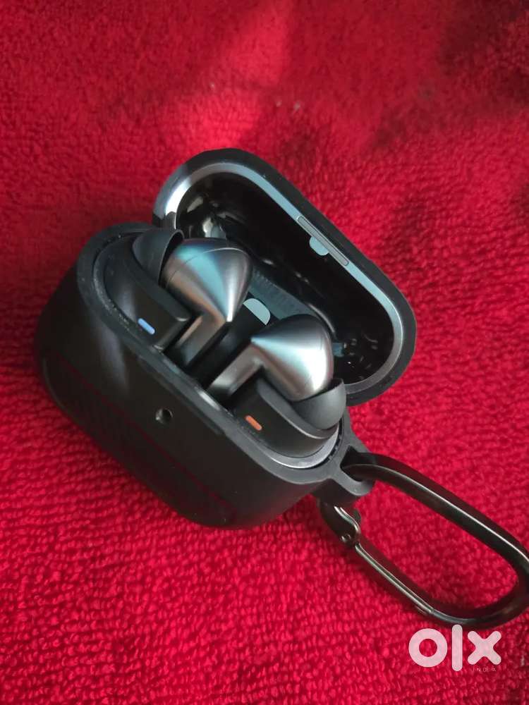 Samsung Galaxy Buds 3 Pro(Free spigen Armon Case)