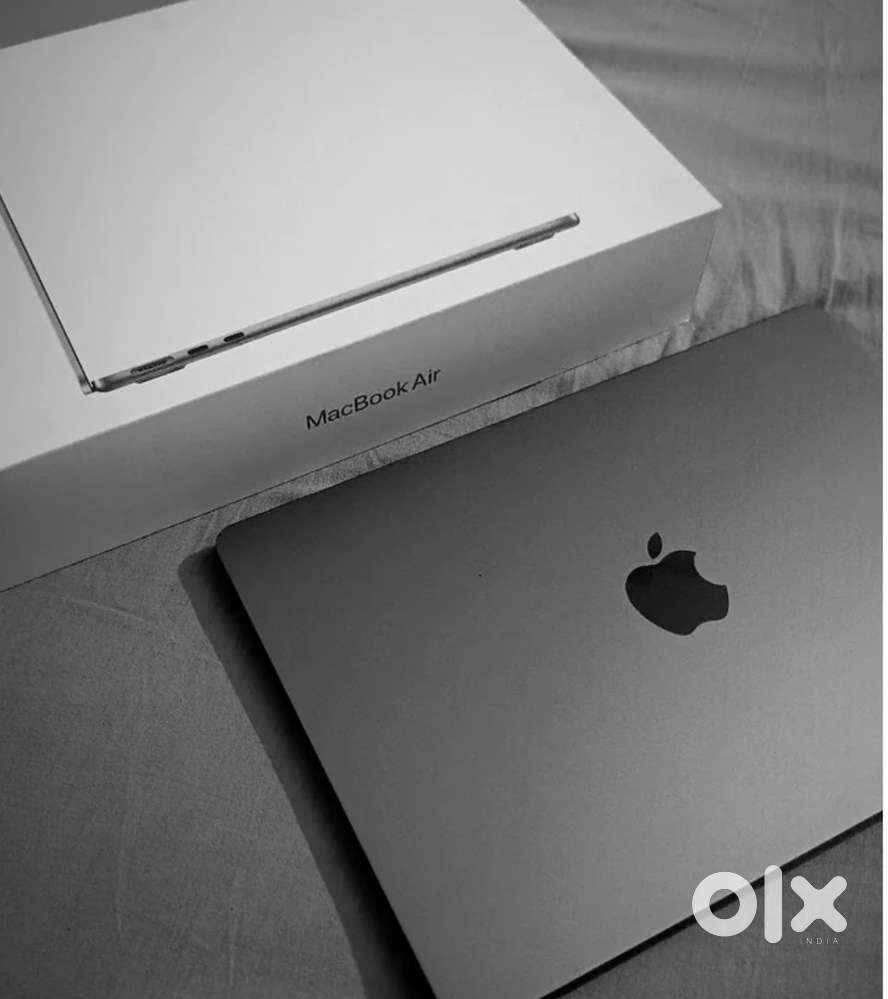 (Apple MacBook Air M3 13.3-inch)
