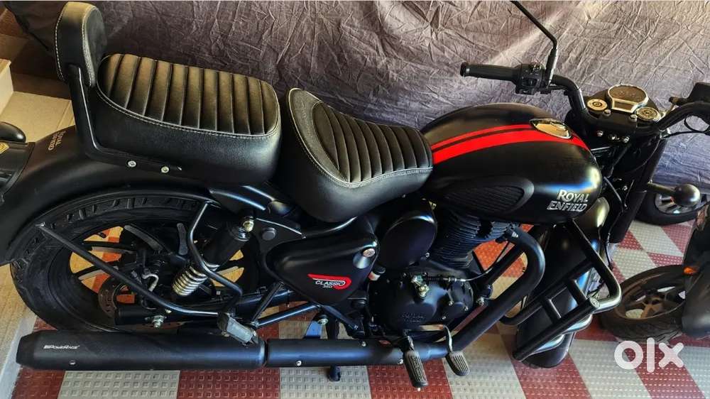Very very less kms driven..A brand new spcl edition bike