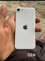 Iphone se2020 64gb 8500 price