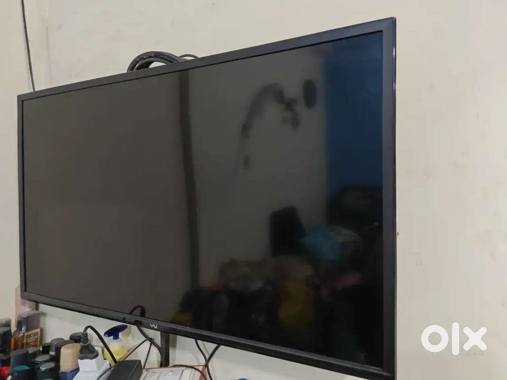 VU TV 43 INCH