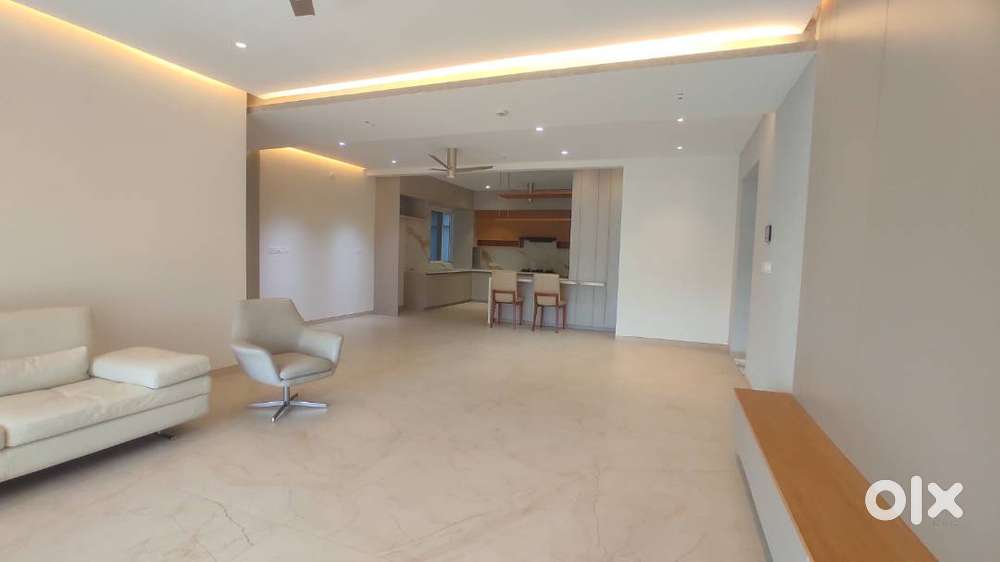 Opulent Spire Luxury Apartment Available for Rent