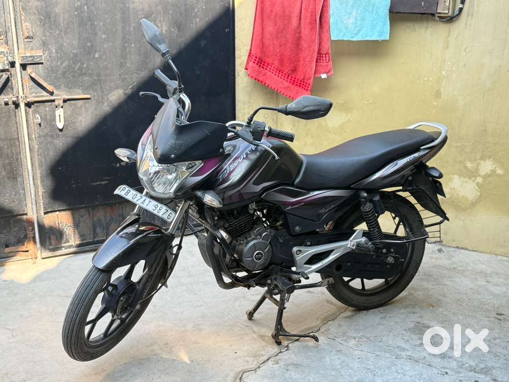 Bajaj discover 125m