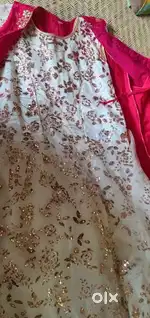 Pink and white frog silki